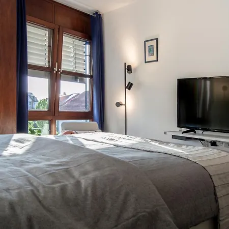 Zentrale Ruhige Mit Parkplatz Apartment *