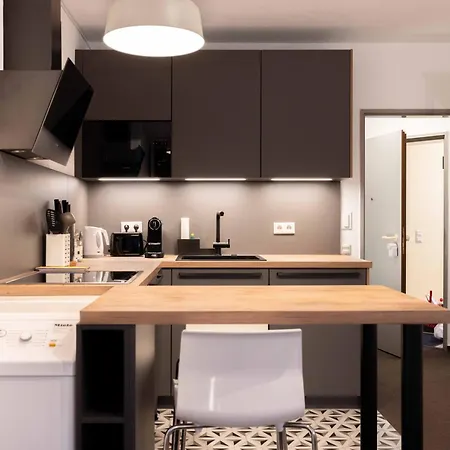 Zentrale Ruhige Mit Parkplatz Paderborn